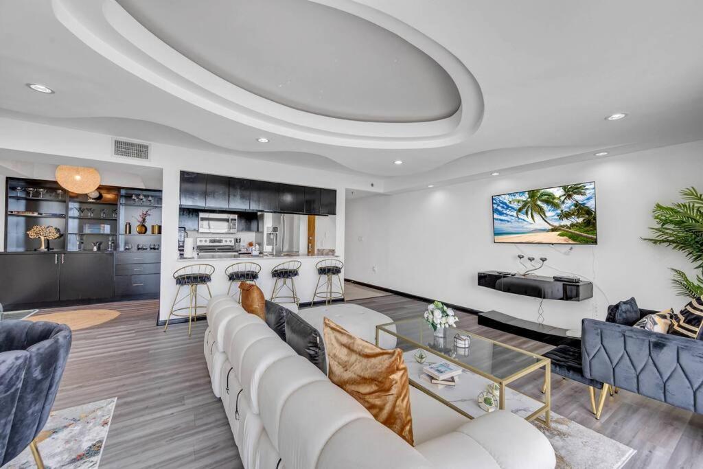 Apartamento New Stunning 2br Brickell Condo-free Parking Miami