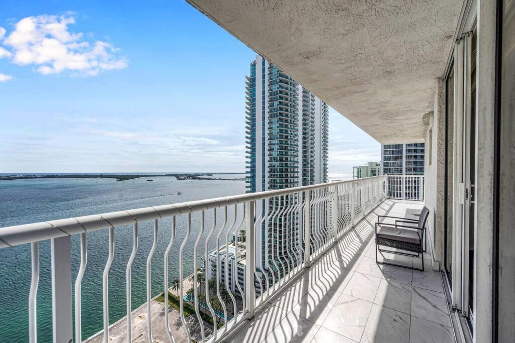 Apartamento New Stunning 2br Brickell Condo-free Parking Miami